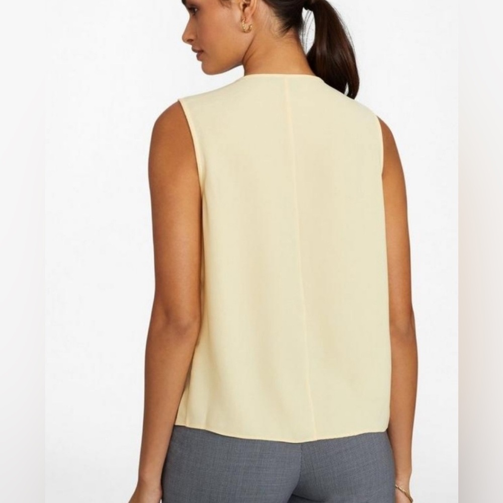 Brooks Brothers Cream Ruffle Blouse - Picture 2 of 8